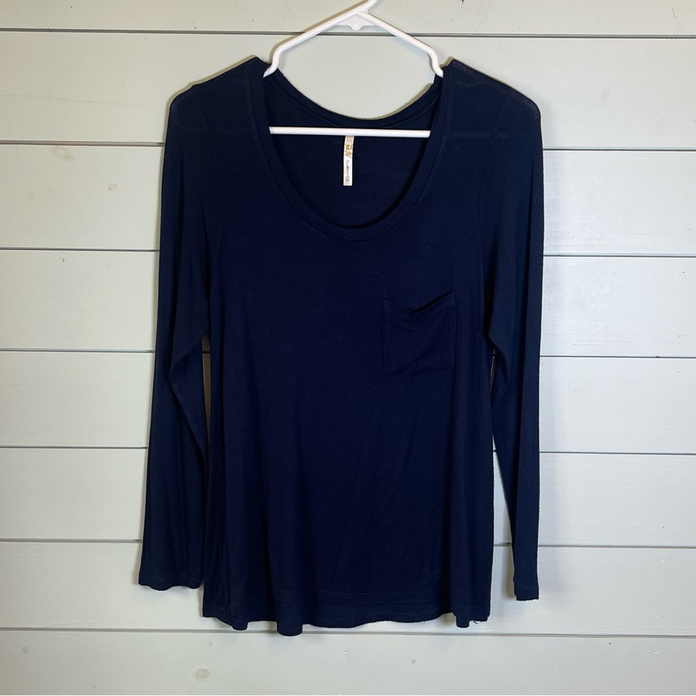 Ocasion long‎ sleeve navy blue shirt women's size large
